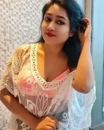 Escort Chandpur